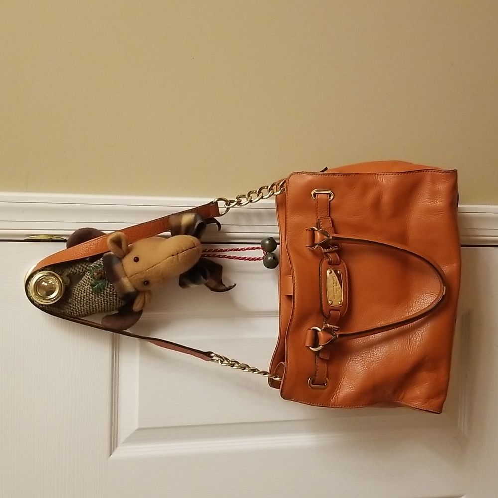 โAutumn orange Michael Kors bagโฃ - Picture 2 of 15
